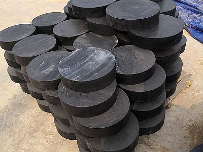 碌曲县板式橡胶支座由若干层橡胶片与薄钢板经加压硫化